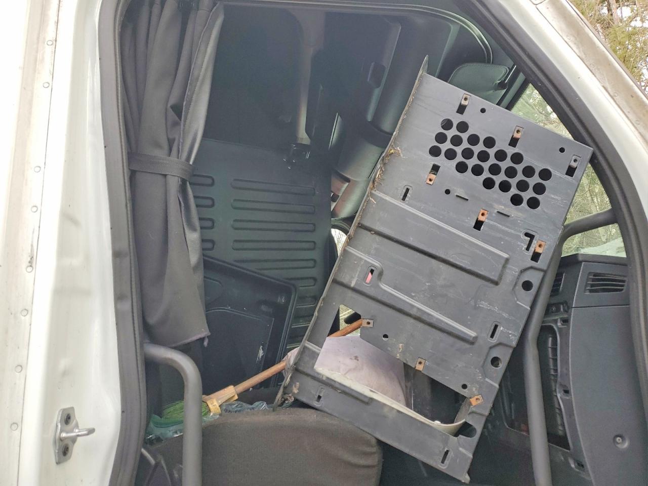 2022 Freightliner Cascadia 126 Semi Truck