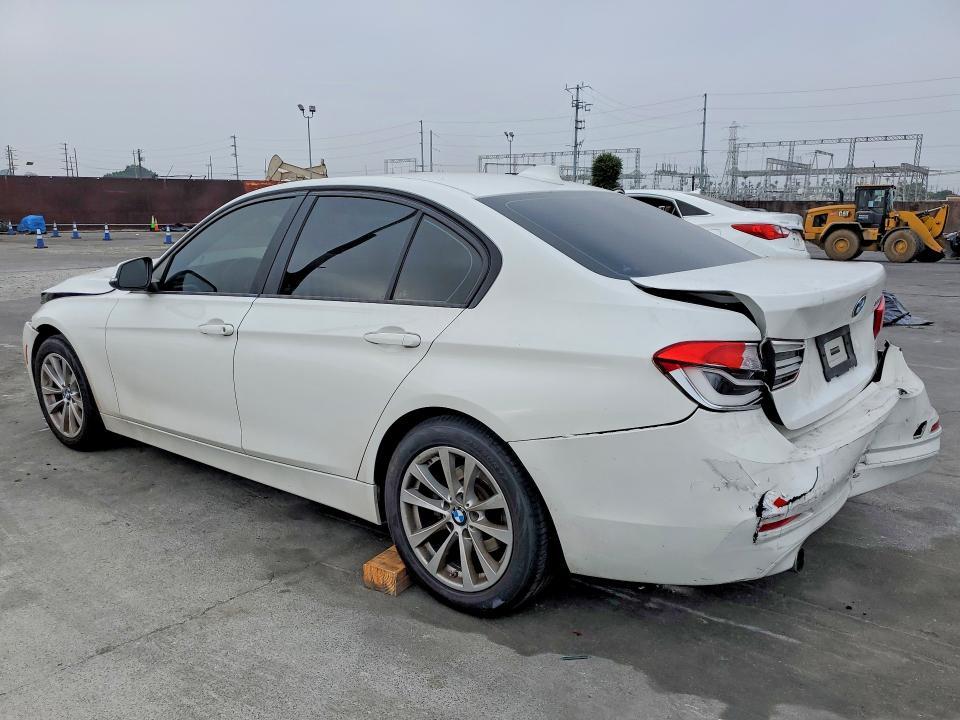 2016 BMW 320 i