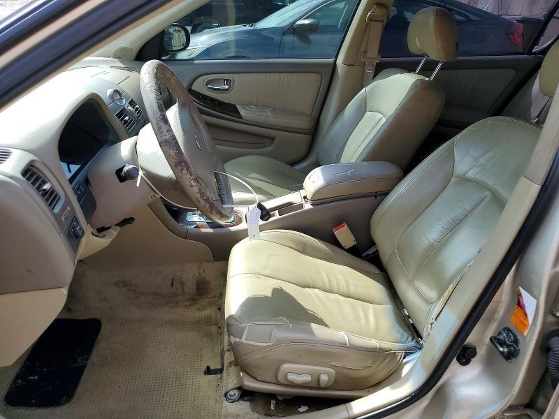 2001 Infiniti I30 Base