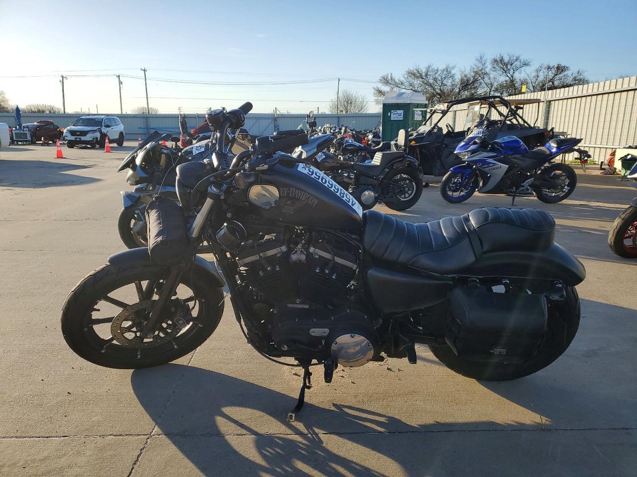 2017 Harley-Davidson XL883 Iron 883