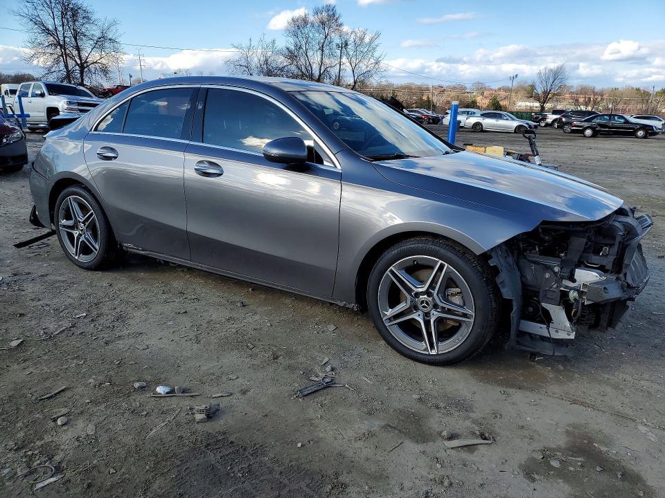 2022 Mercedes-Benz A 220 4matic