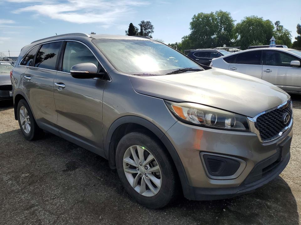 2016 KIA Sorento lx V6