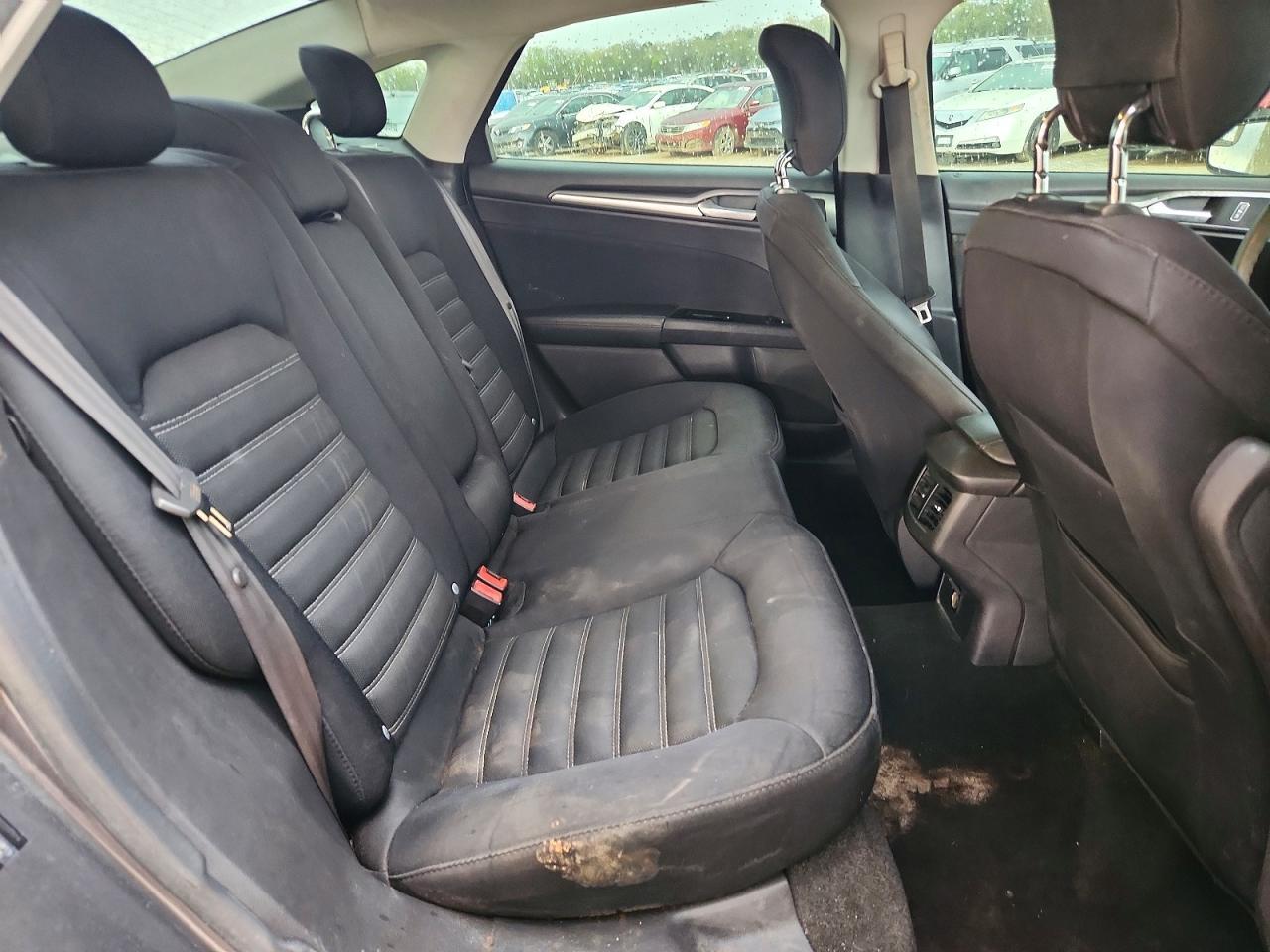 2013 Ford Fusion se