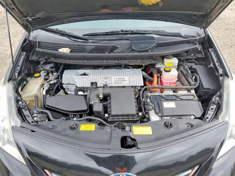 2013 Toyota Prius v two