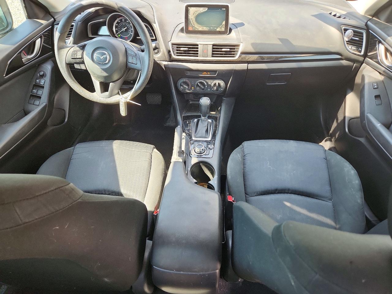 2015 Mazda 3 Sport