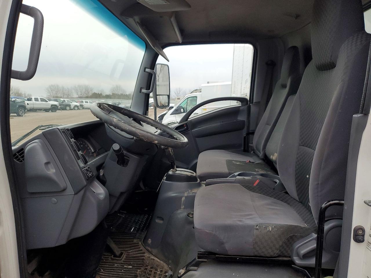 2014 Isuzu NPR Delivery Truck