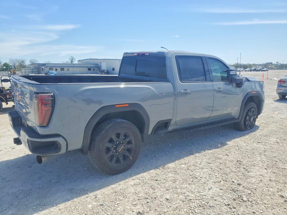 2025 GMC Sierra K2500 AT4