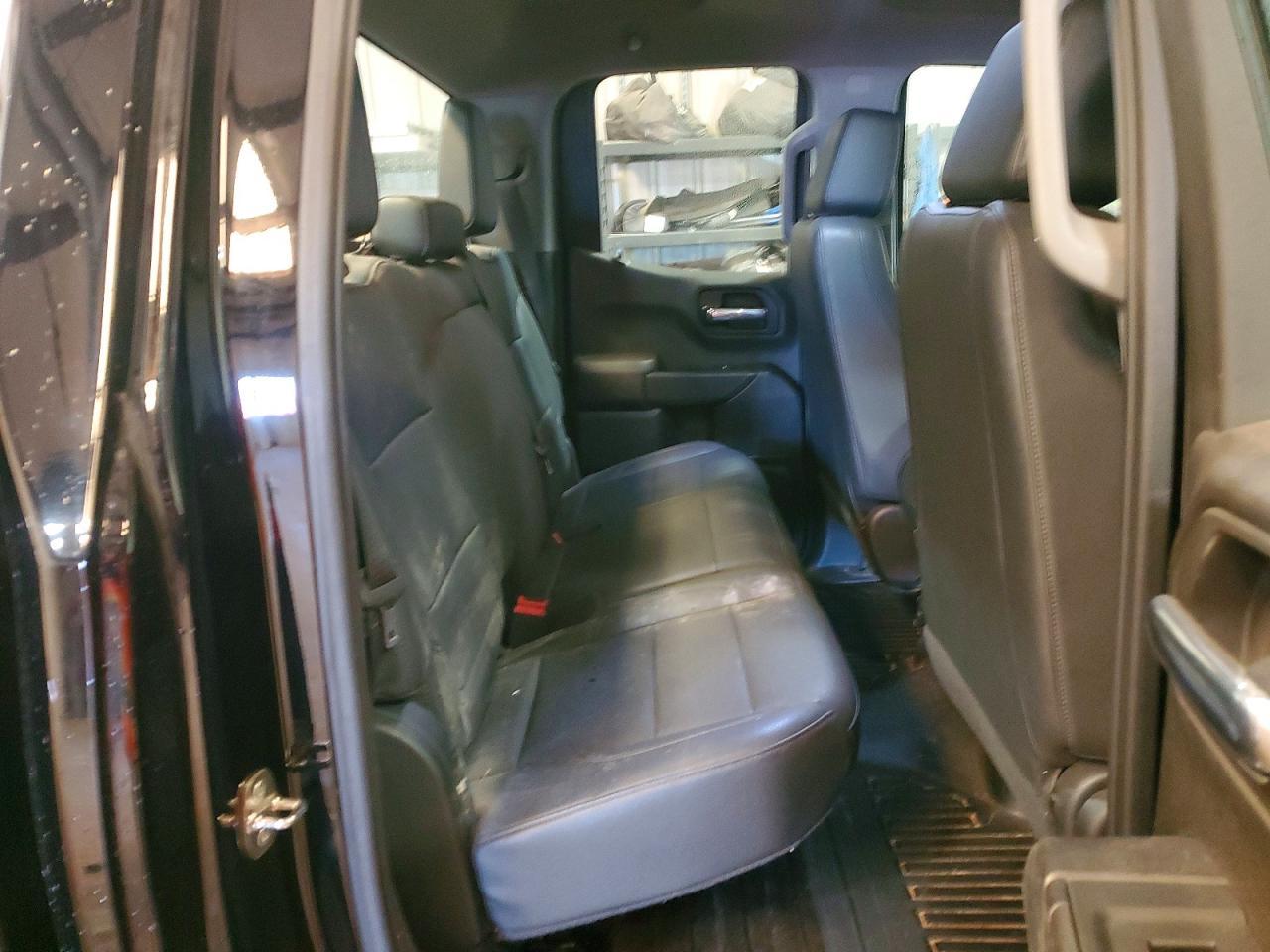 2023 Chevrolet Silverado C1500