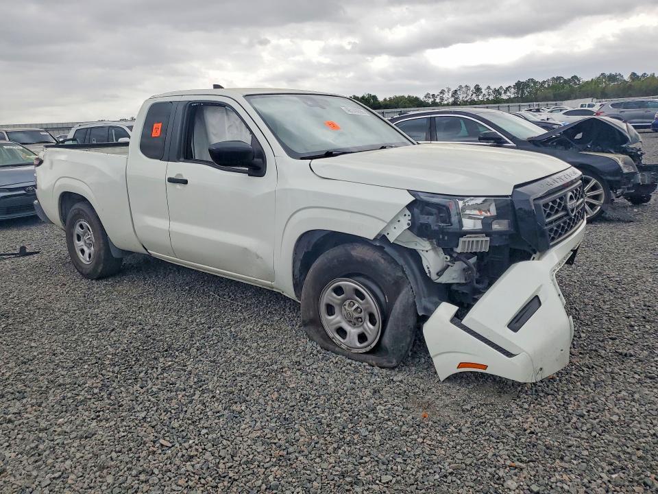 2023 Nissan Frontier S