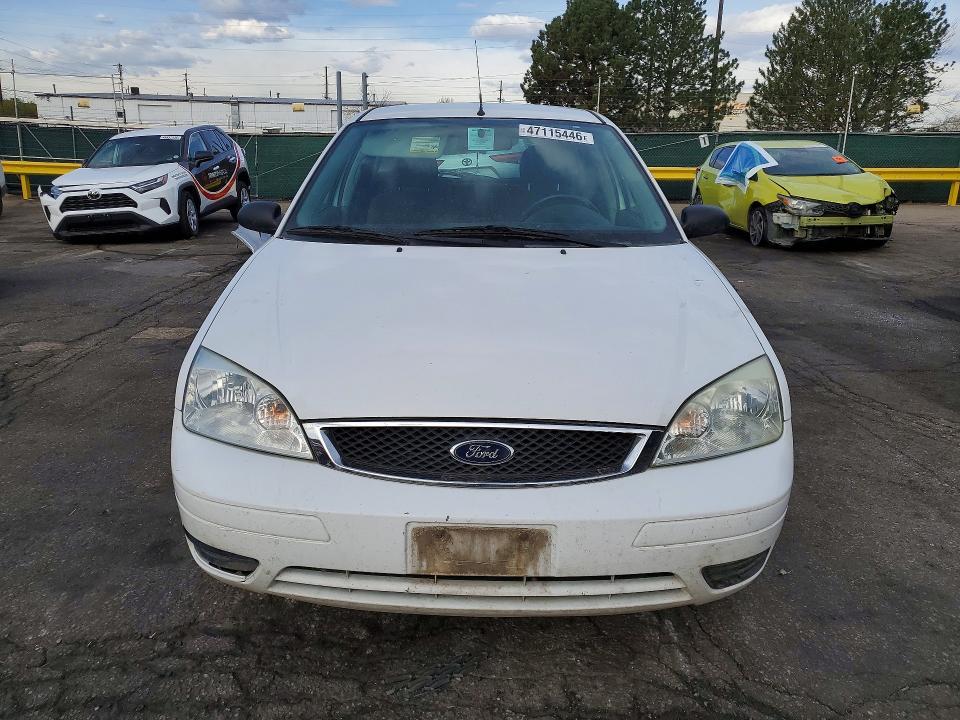 2005 Ford Focus ZX5