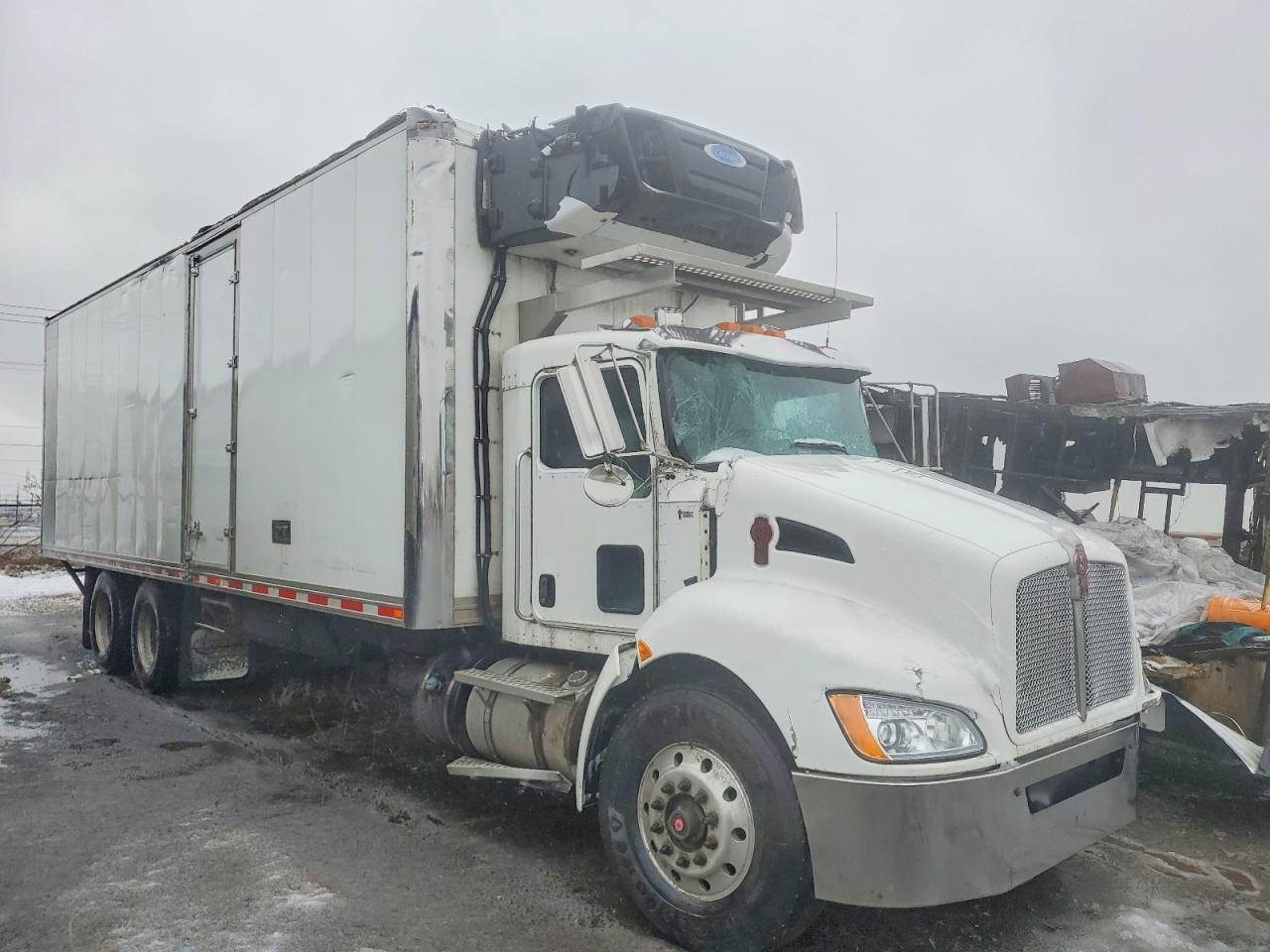 2015 Kenworth Construction T370