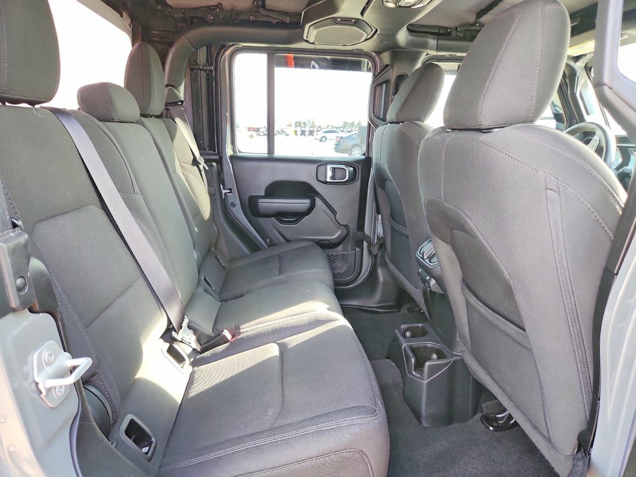 2023 Jeep Gladiator Sport