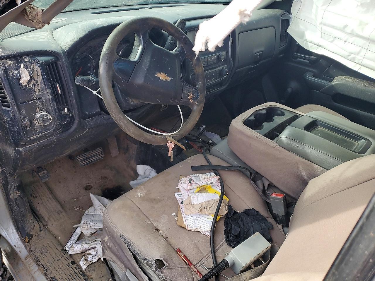 2015 Chev Rolet Silverado 2500 Flatbed Truck