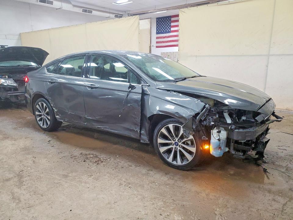 2020 Ford Fusion se