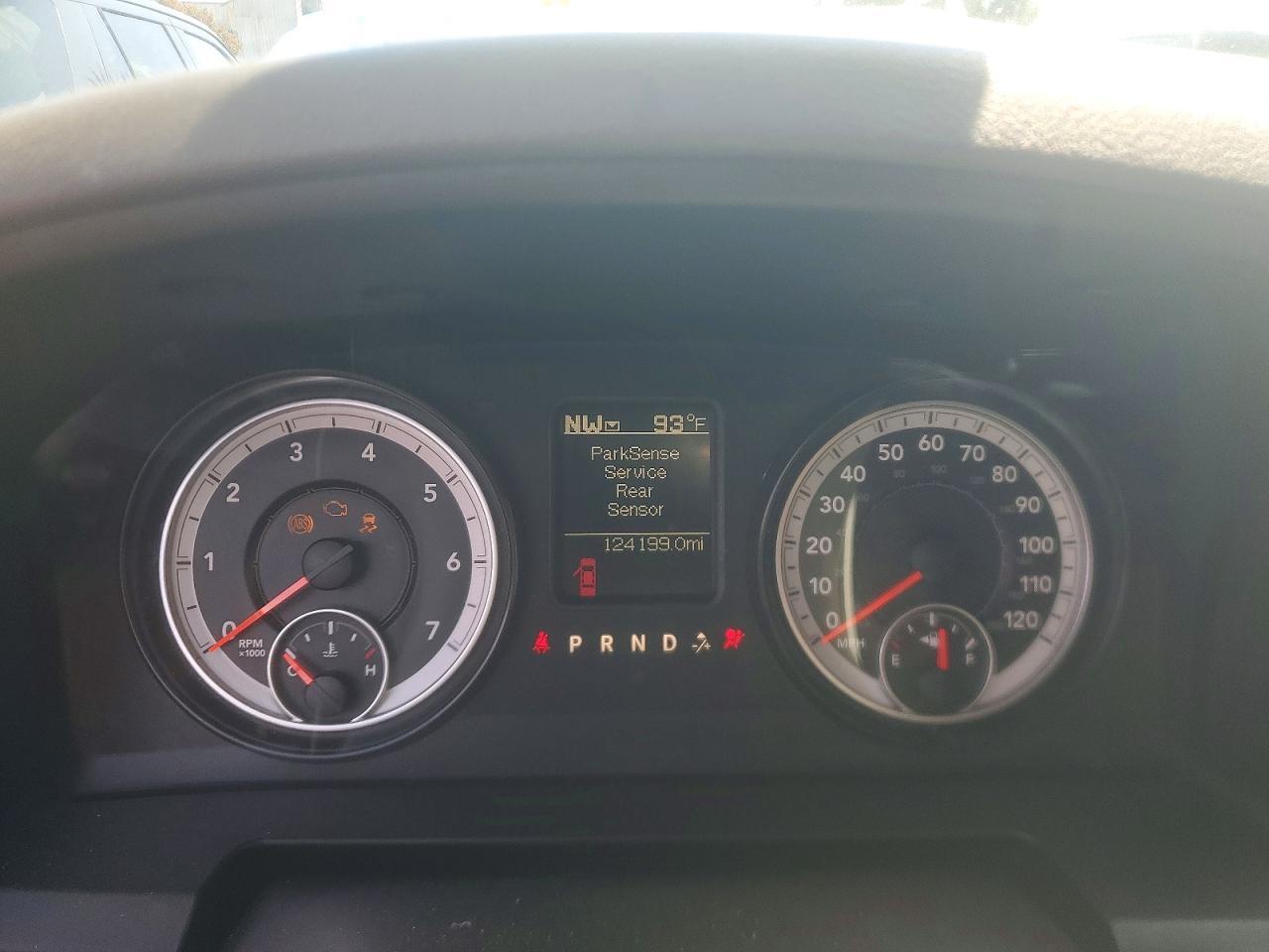 2015 Dodge RAM 1500 SLT