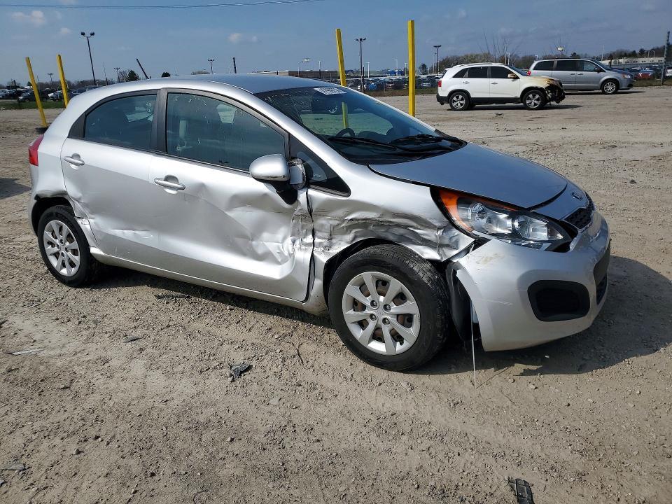 2015 KIA Rio 5-door ex
