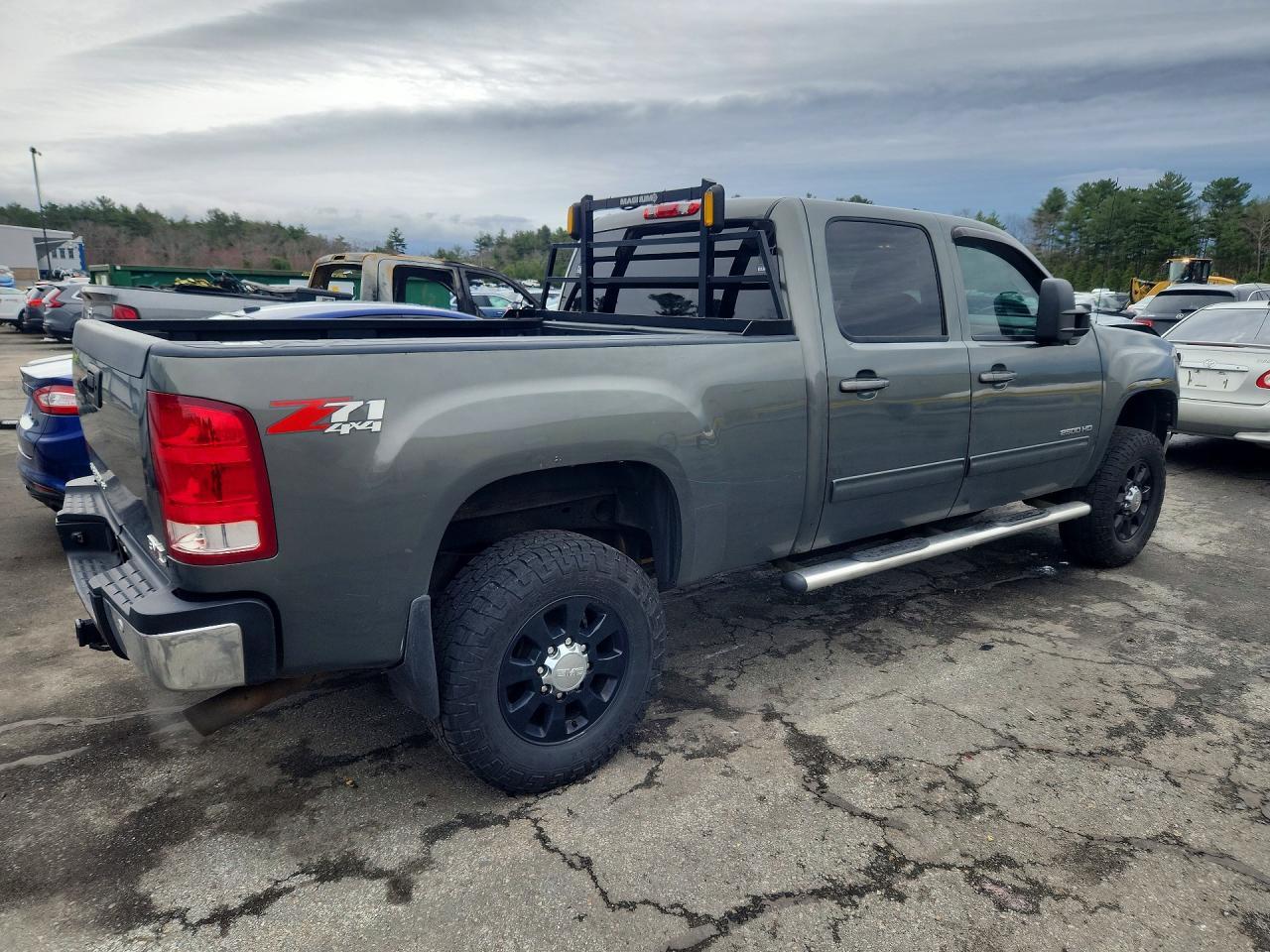 2011 GMC Sierra K2500 SLT