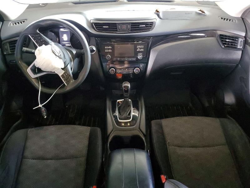 2017 Nissan Rogue Sport sv