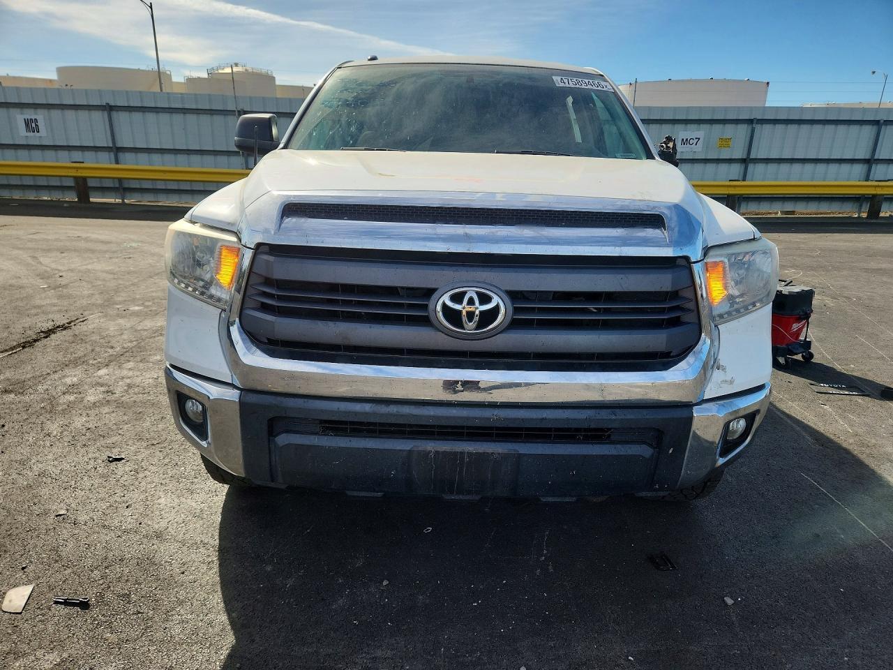 2014 Toyota Tundra SR5