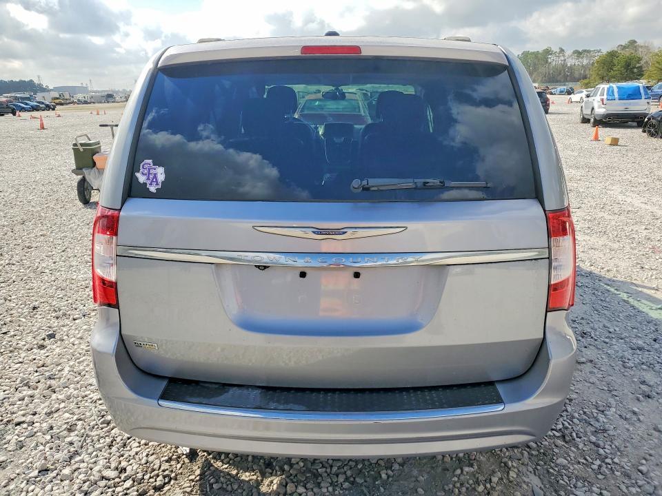 2014 Chrysler Town & Country Touring