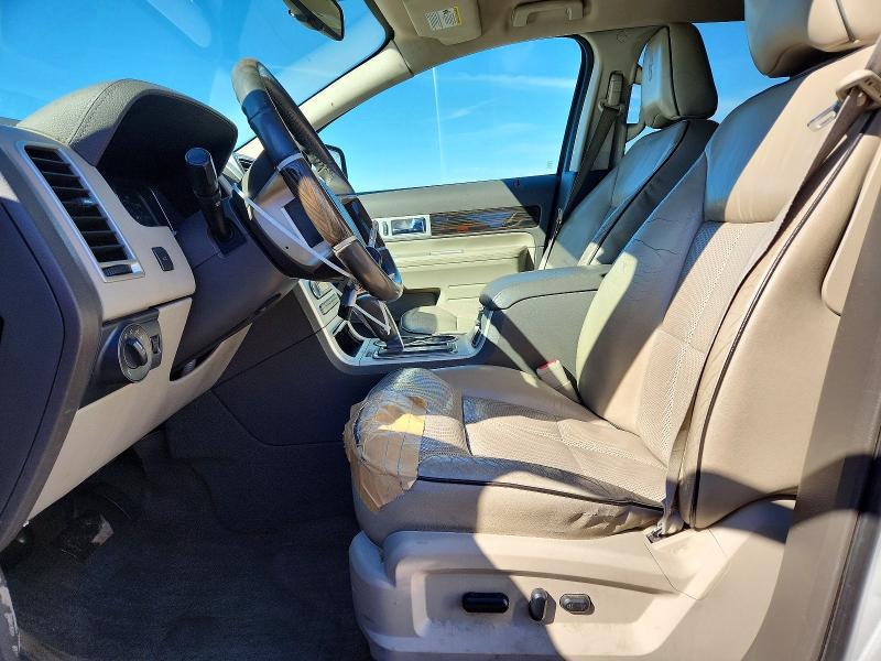 2009 Lincoln Townhouse MKX