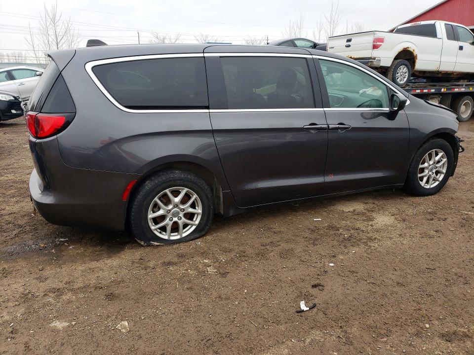 2023 Chrysler Grand Caravan sxt