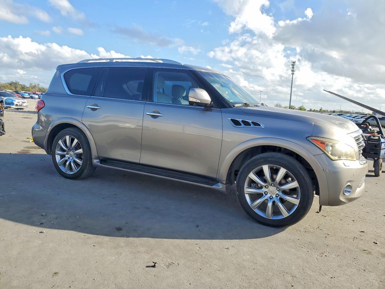 2012 Infiniti Qx56 Base