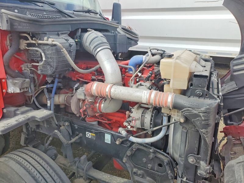 2019 Kenworth T680 Semi Truck