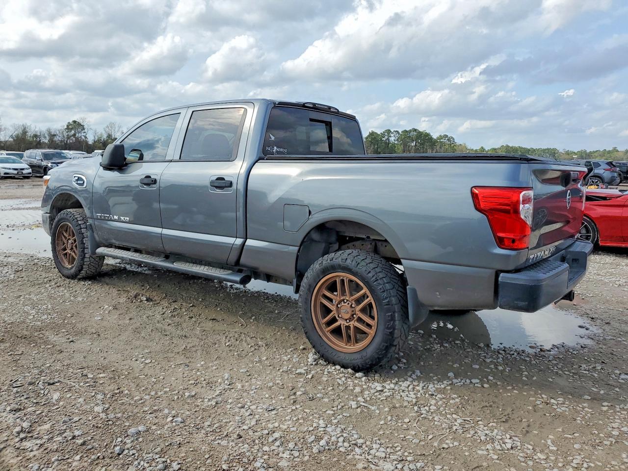 2017 Nissan Titan XD S