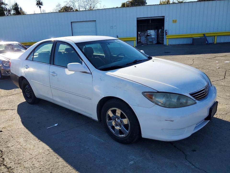 2006 Toyota Camry le