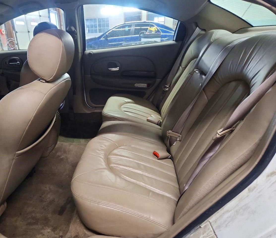 2001 Chrysler LHS