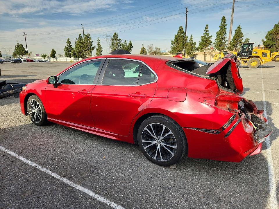 2020 Toyota Camry se