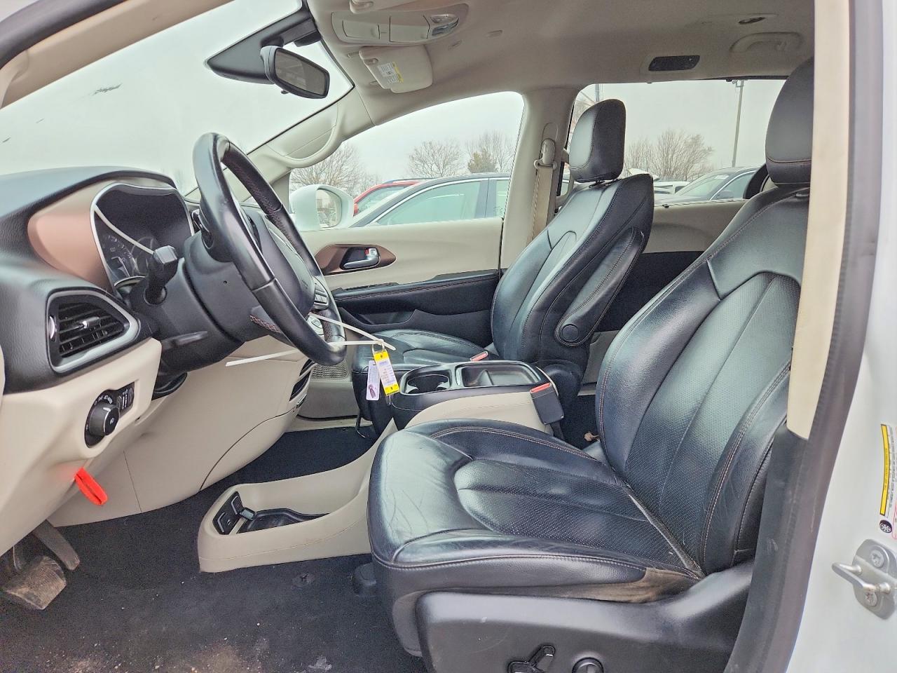 2018 Chrysler Pacifica Touring l