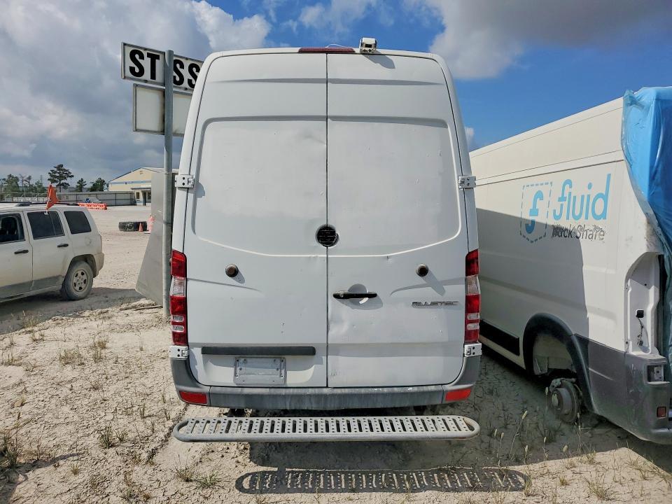 2015 Mercedes-Benz Sprinter 2500