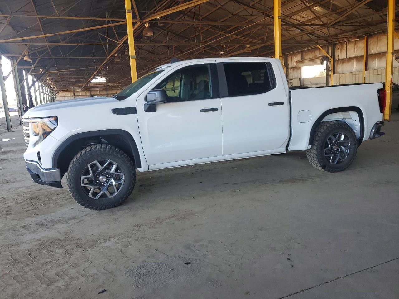 2024 GMC Sierra