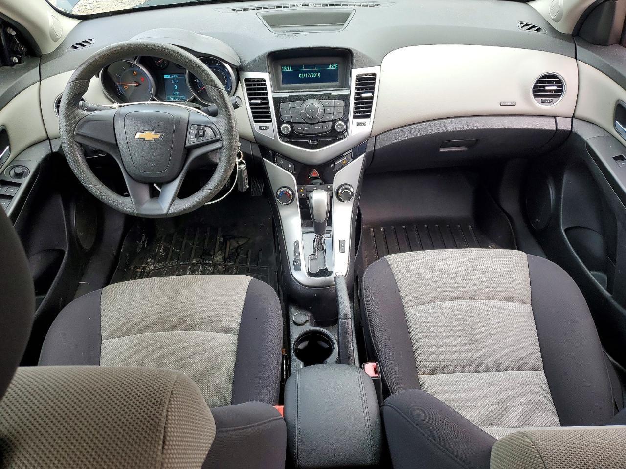 2014 Chev Cruze ls