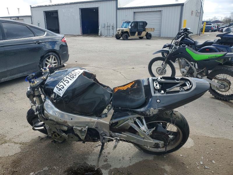 2002 Suzuki GSX-R750