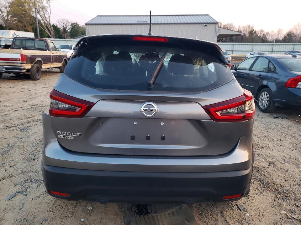 2022 Nissan Rogue Sport s