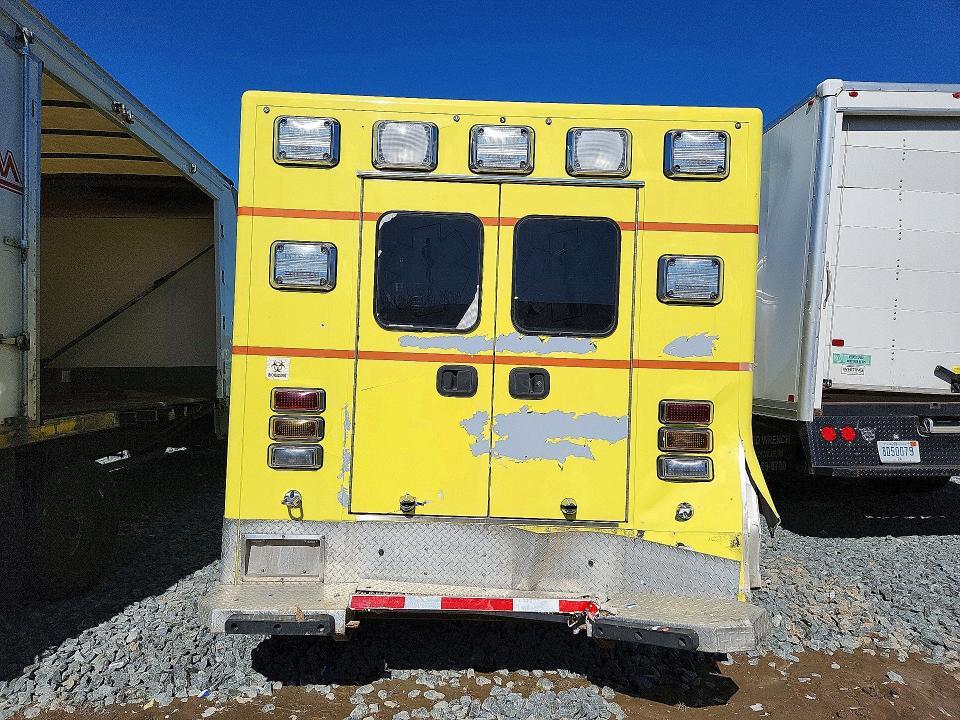 2015 Ford E350 Ambulance
