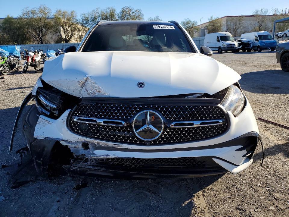 2023 Mercedes-Benz Glc 300