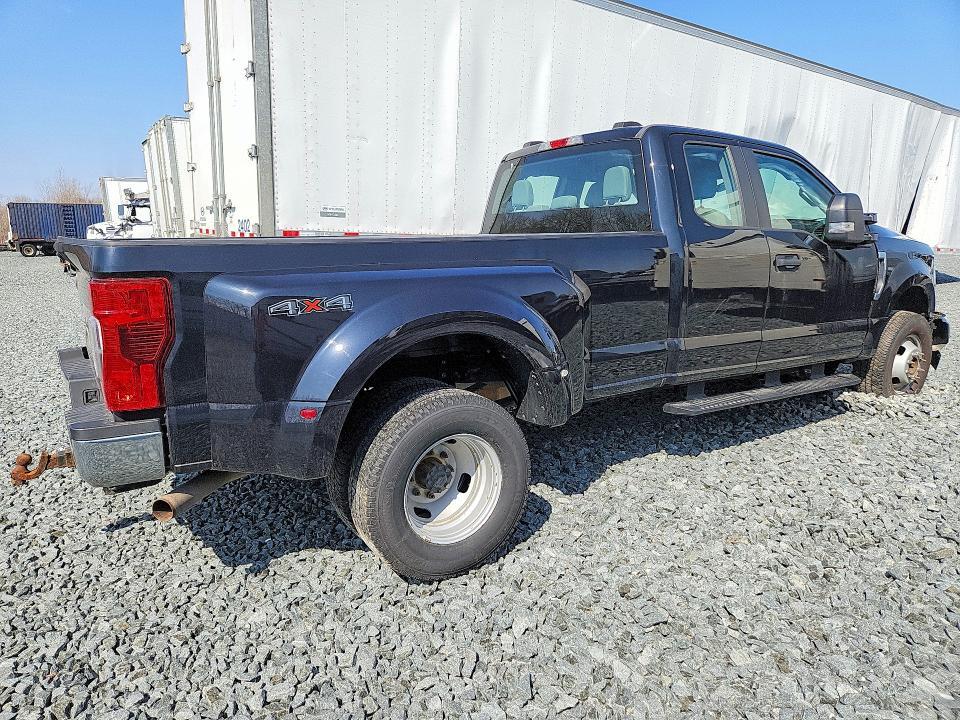 2020 Ford F350 XL DRW 4WD V8 EXT Cab 7.3L