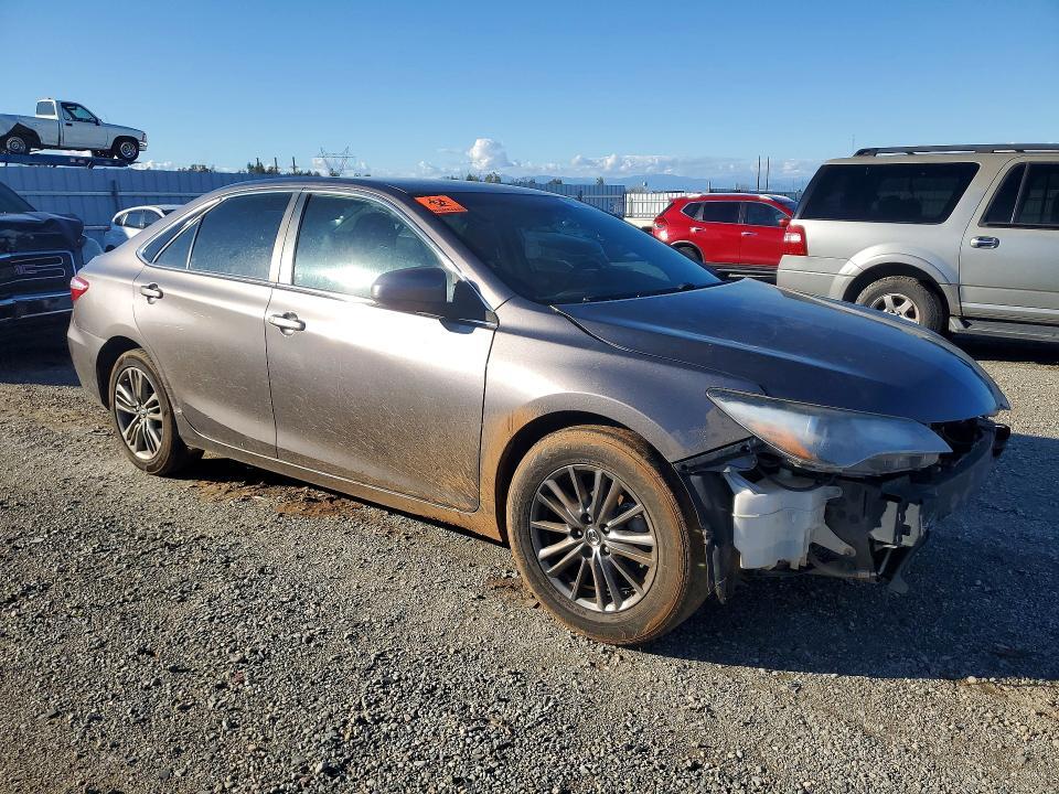 2017 Toyota Camry se