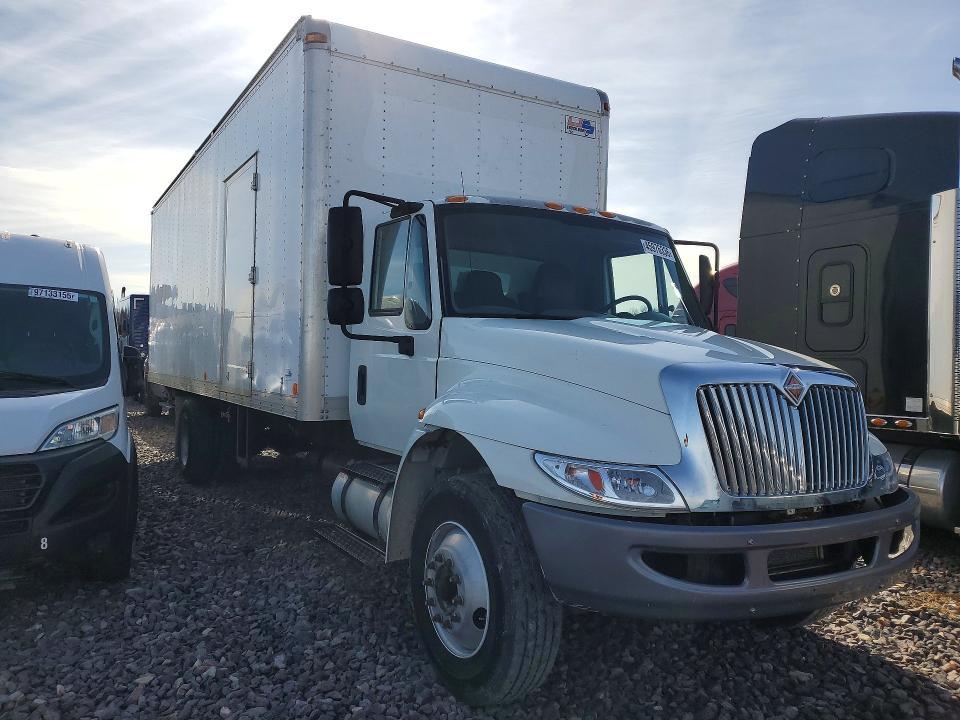 2016 International 4000 4300-Semi Truck