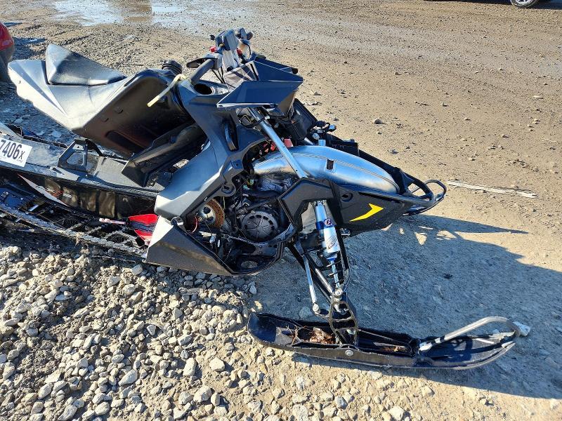 2021 Polaris Axys xcr pkg