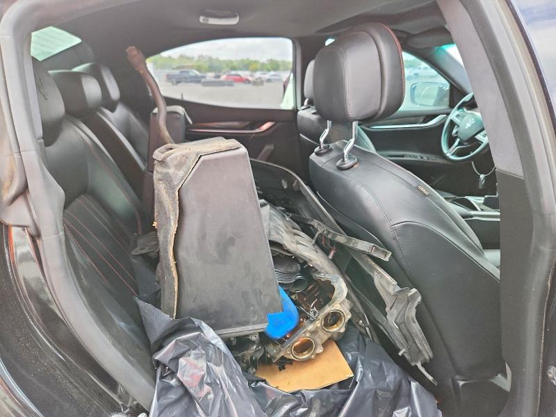 2016 Maserati Ghibli s