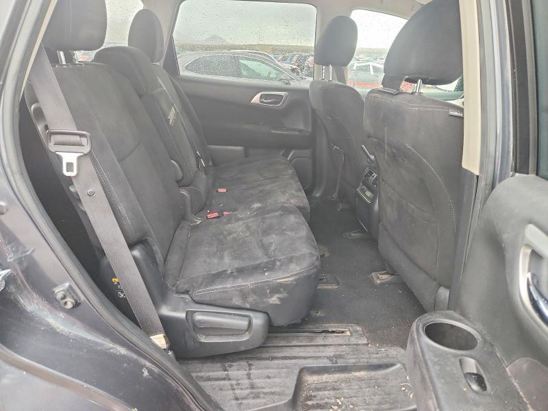 2014 Nissan Pathfinder sv