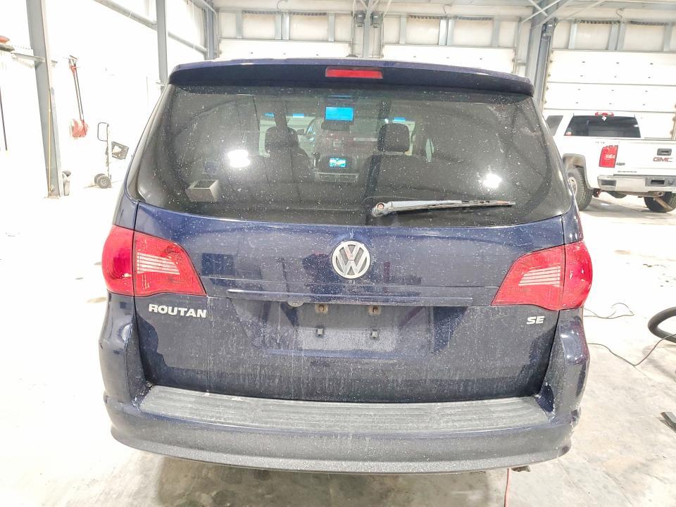 2012 Volkswagen Routan se