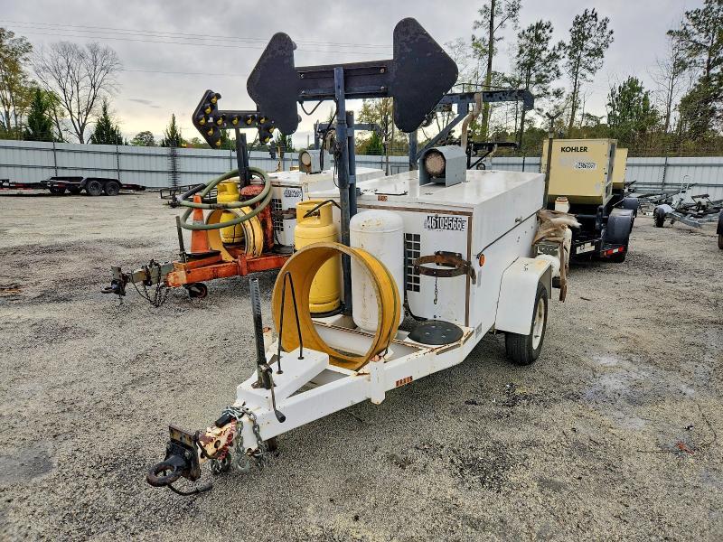 2004 Team Fenex Manhole Support Trailer