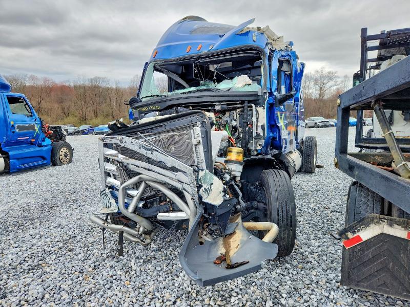 2024 Freightliner Cascadia 1-Semi Truck