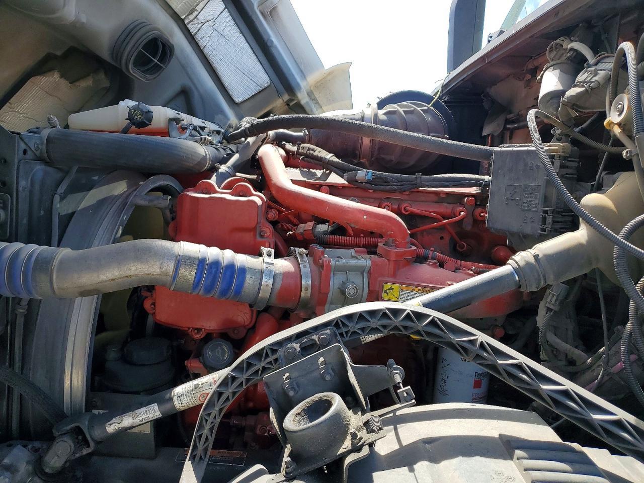 2017 Volvo VNL Semi Truck